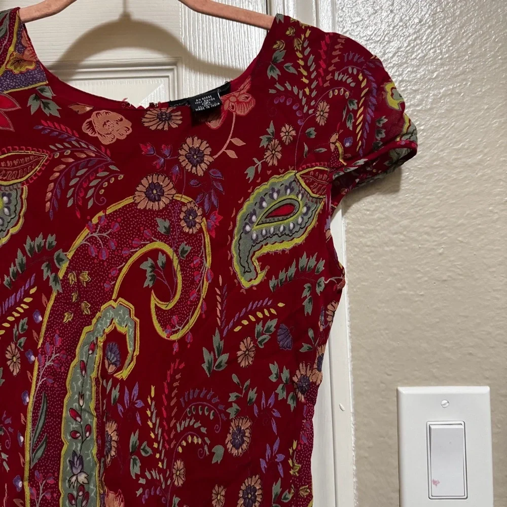 Vintage Elegant Paisley Red Dress - Picture 2 of 8